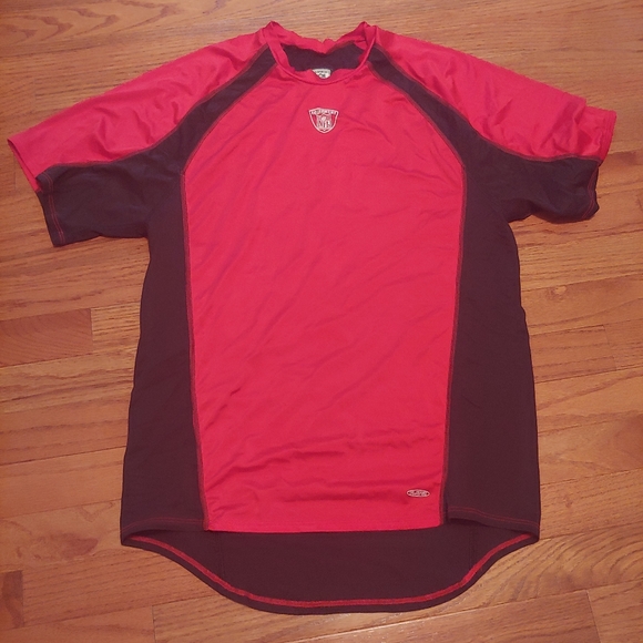 Reebok compression shirt. 2xl red & black - Picture 1 of 3